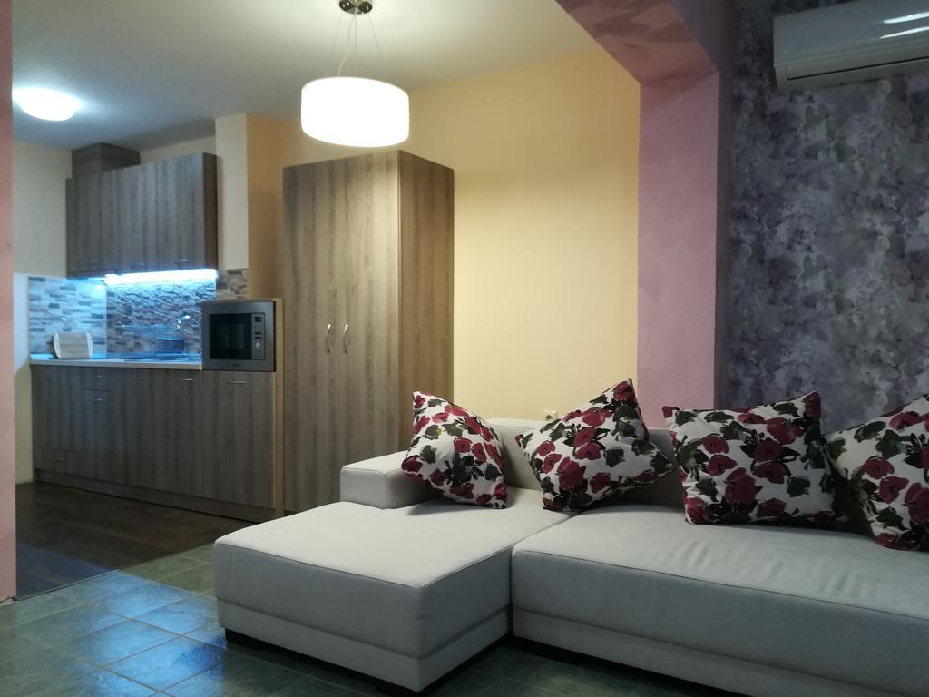 Studio Magelan Apartment Ruse Luaran gambar