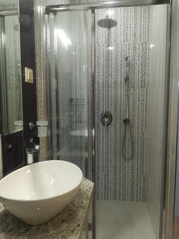 Studio Magelan Apartment Ruse Luaran gambar